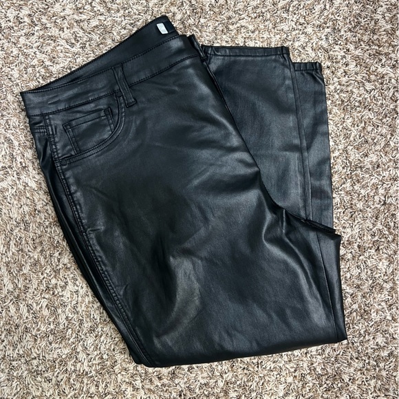 Kut from the Kloth Denim - NWOT Kut From The Kloth Coated Leather Black Jeans